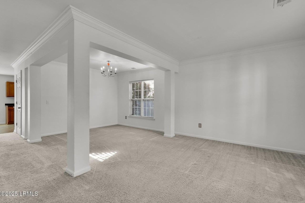 25 Pennyroyal Way - Photo 5 of 49
