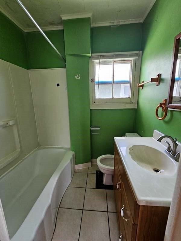 254 Anderson Ave - Photo 4 of 7