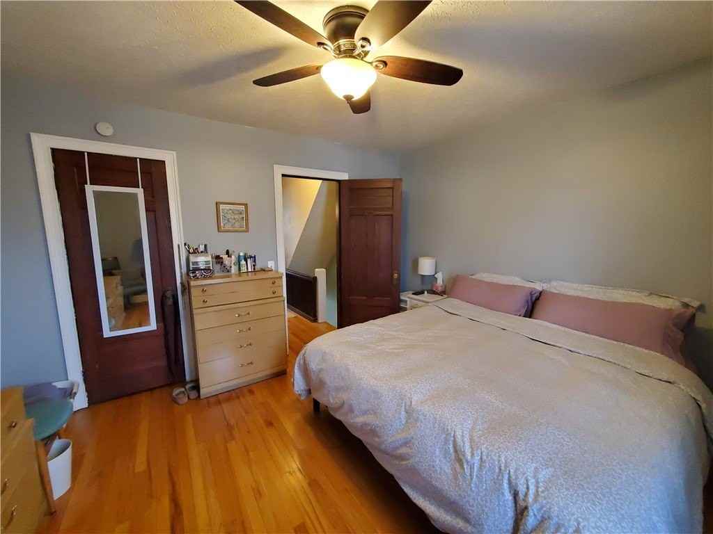 274 Field St - Photo 6 of 17