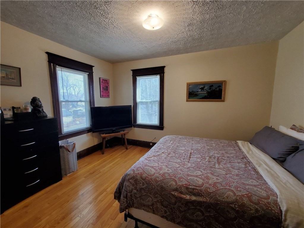 274 Field St - Photo 7 of 17