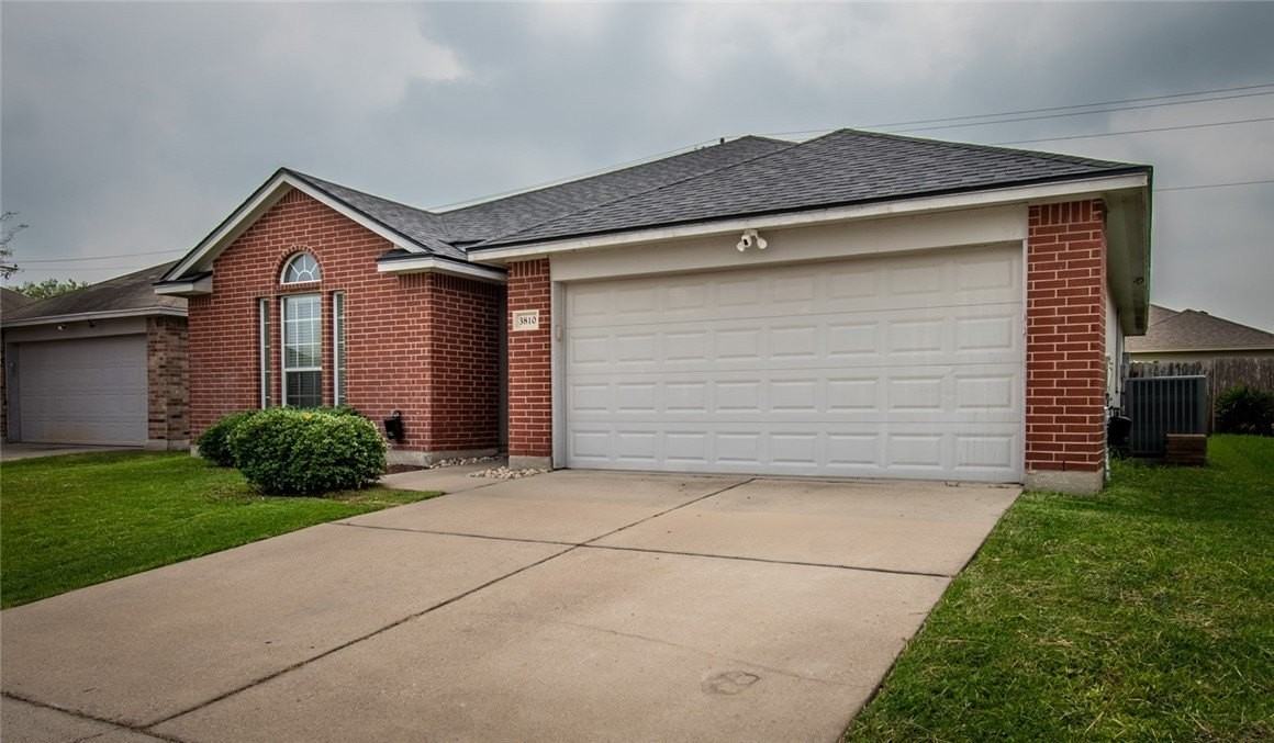 3810 Los Arroyos Dr - Photo 2 of 38