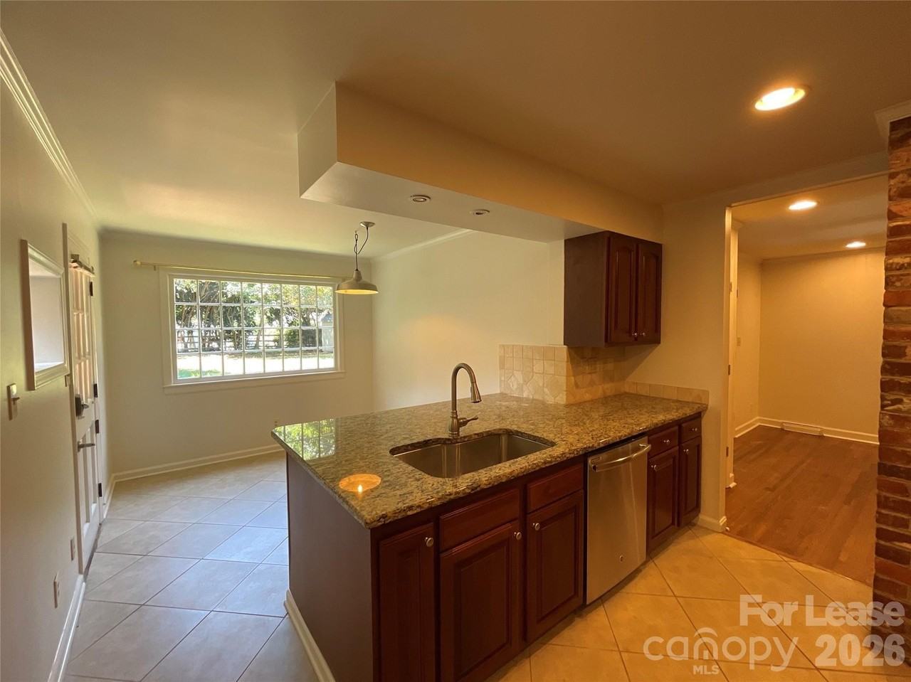 3917 Kitley Pl - Photo 6 of 20