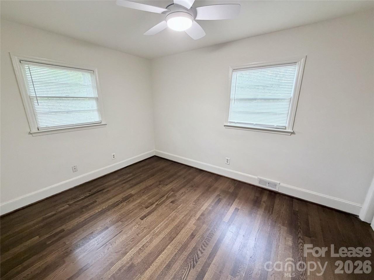 1822 Club Rd - Photo 7 of 10