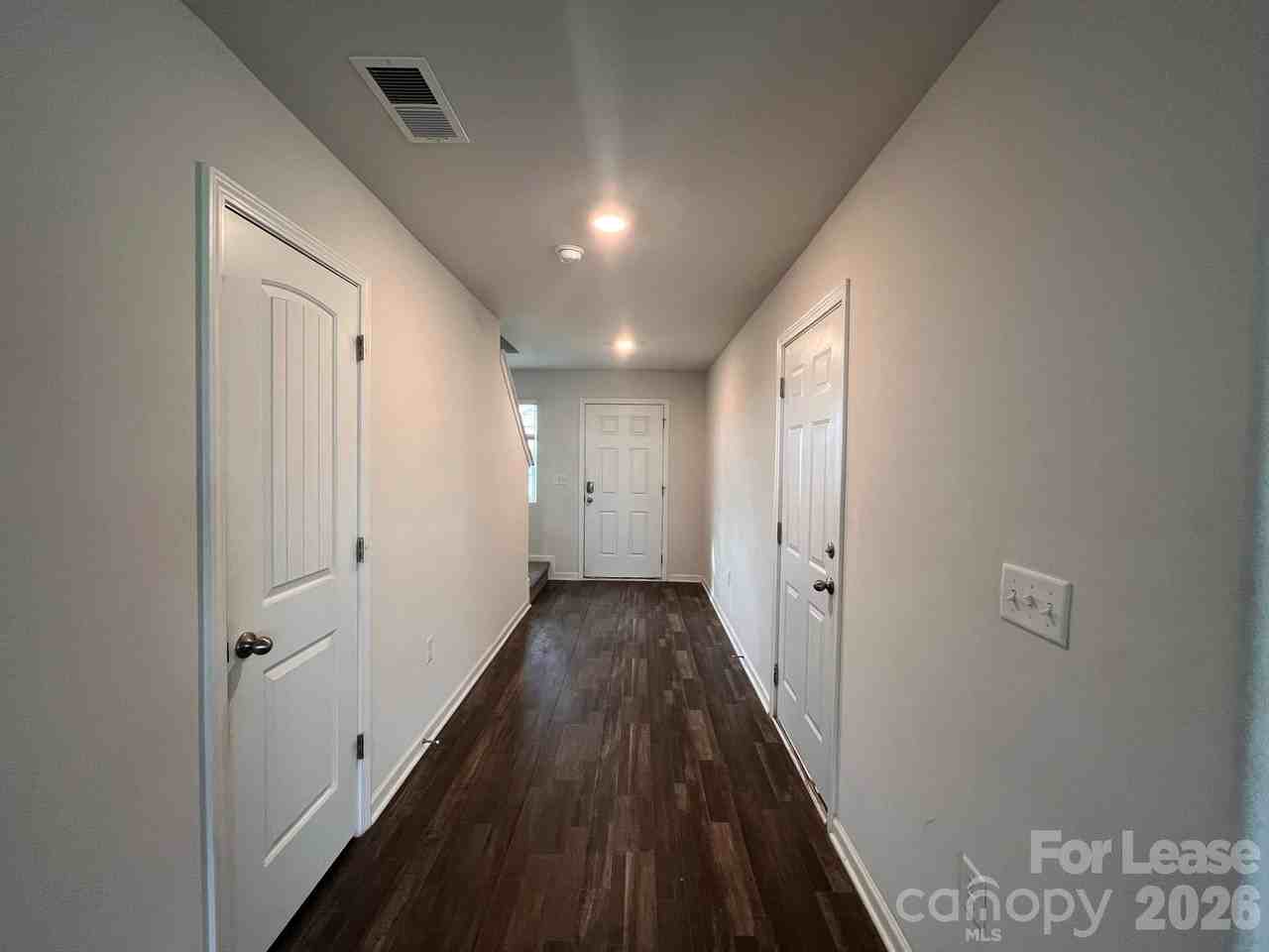 178 Bannock St - Photo 2 of 14
