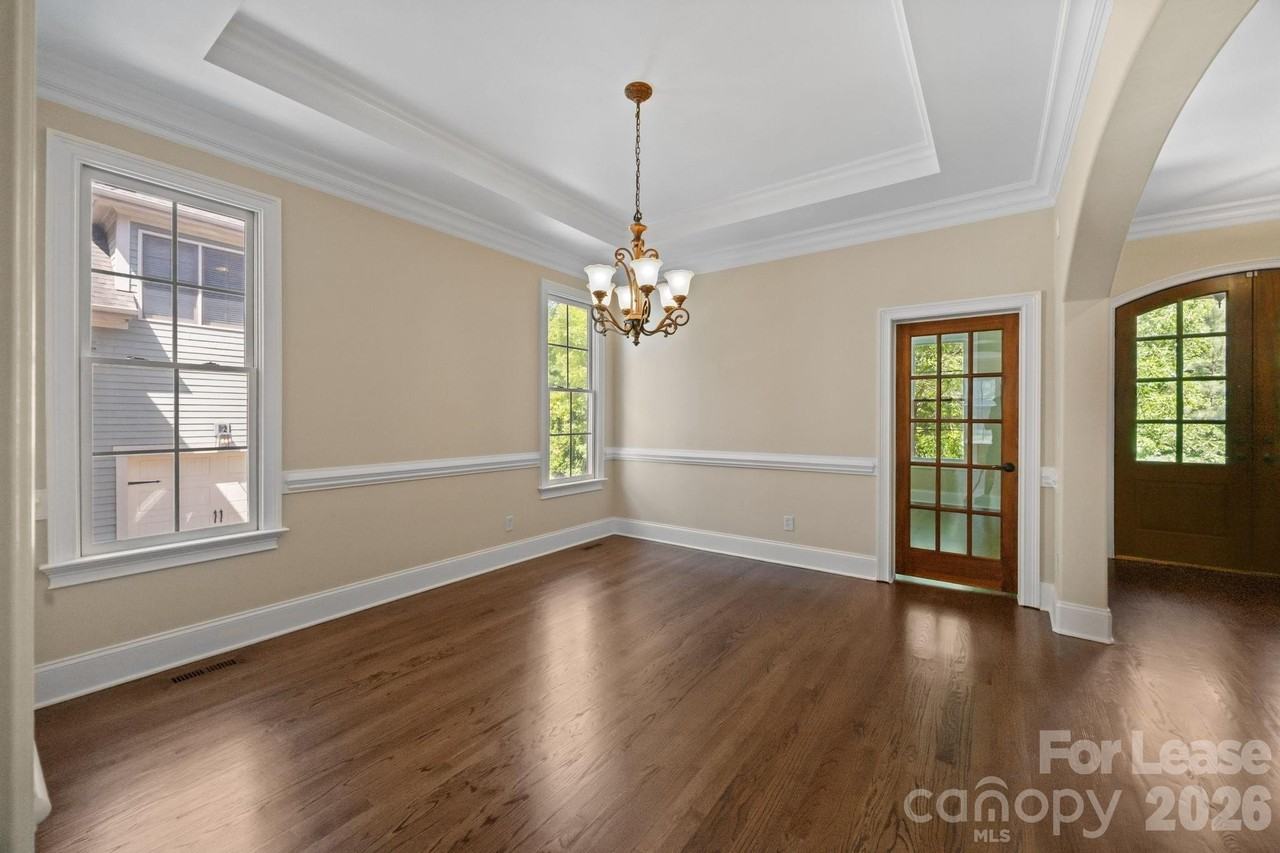 11938 Bradford Park Dr - Photo 7 of 40