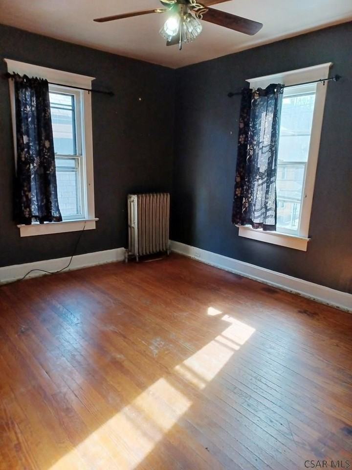 214 Barron Ave - Photo 2 of 8