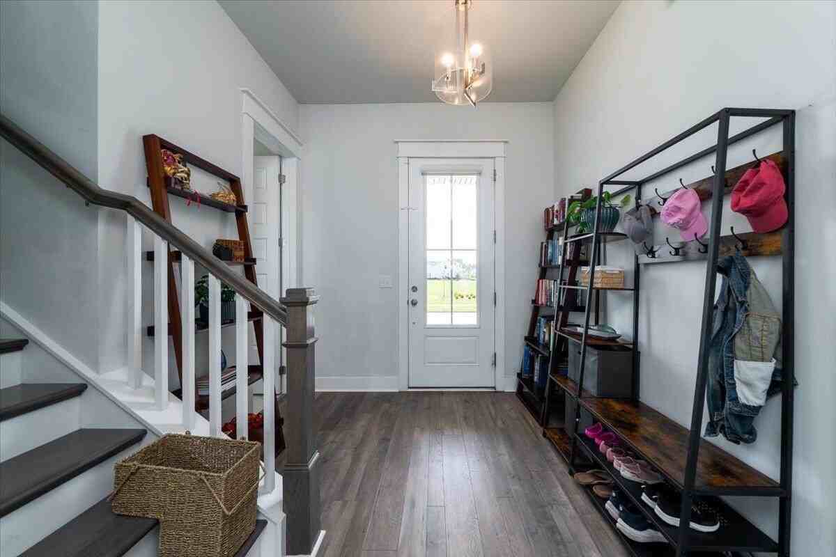 1762 Sandybrook Dr - Photo 6 of 39