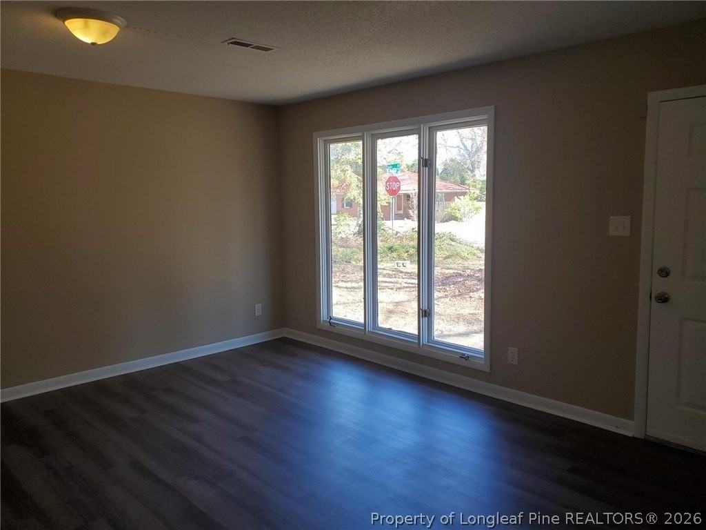 300 Rodie Ave - Photo 2 of 11