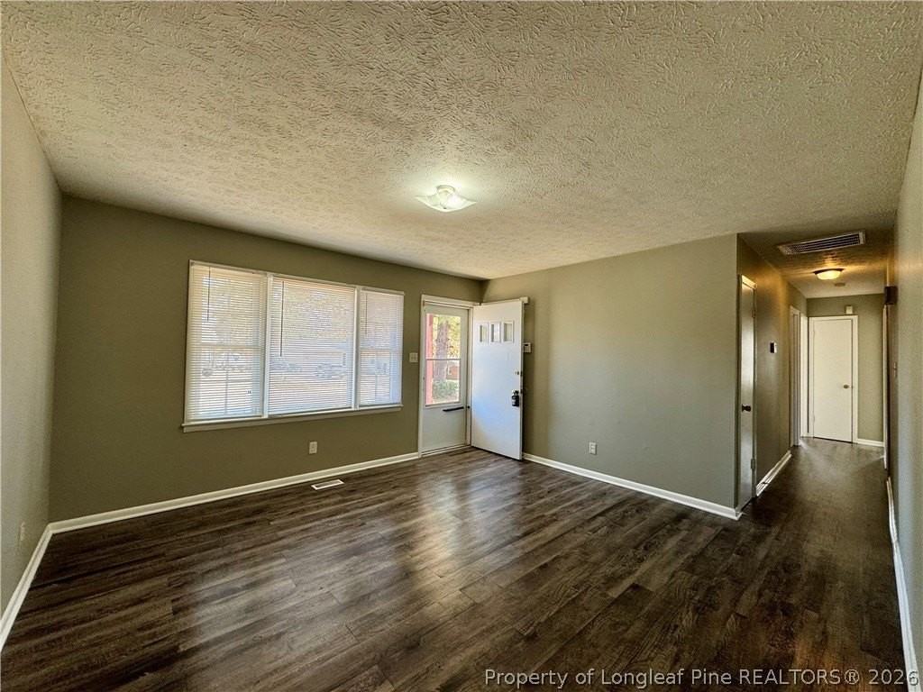 1222 Kienast Dr - Photo 4 of 19