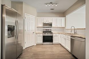 2045 Lakeshore Overlook Dr Nw - Photo 1 of 1