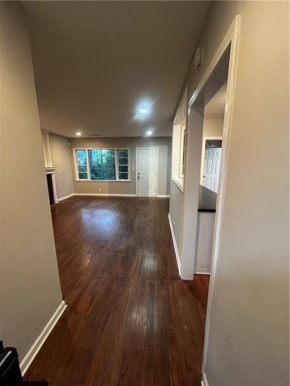 1840 Camellia Dr - Photo 4 of 10