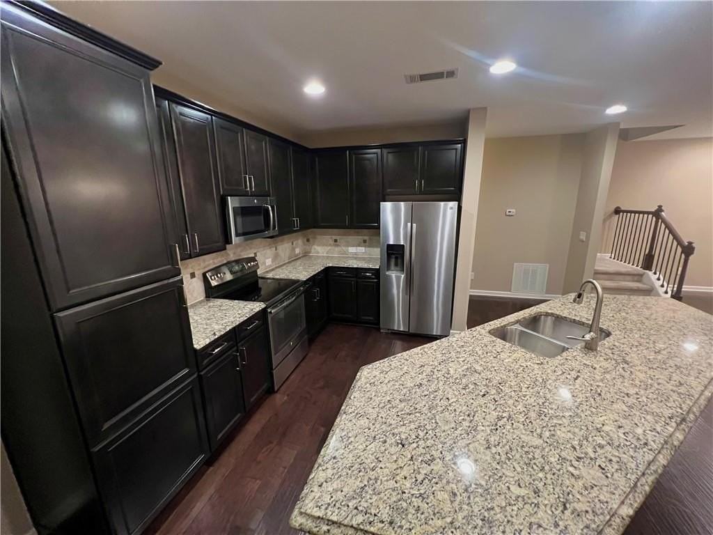 1627 Trailview Way Ne - Photo 2 of 12