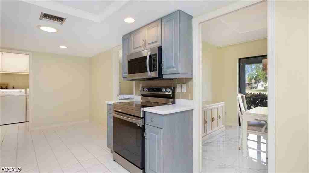 319 Reynolds Ct #M12 - Photo 5 of 20