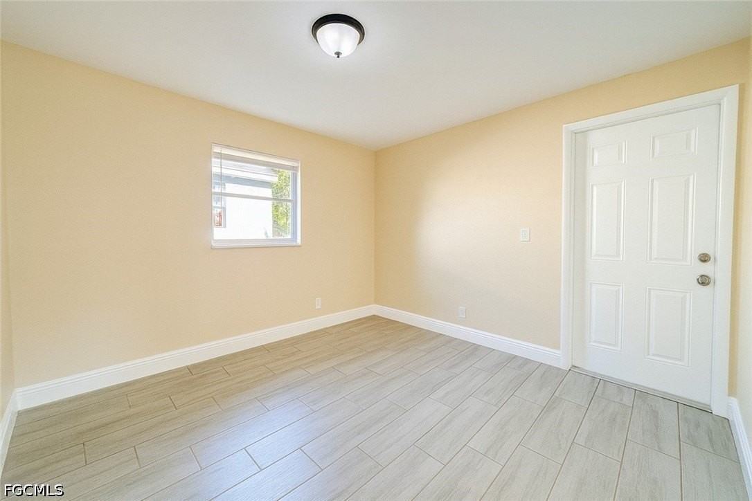 5453 11th Ave - Photo 5 of 12