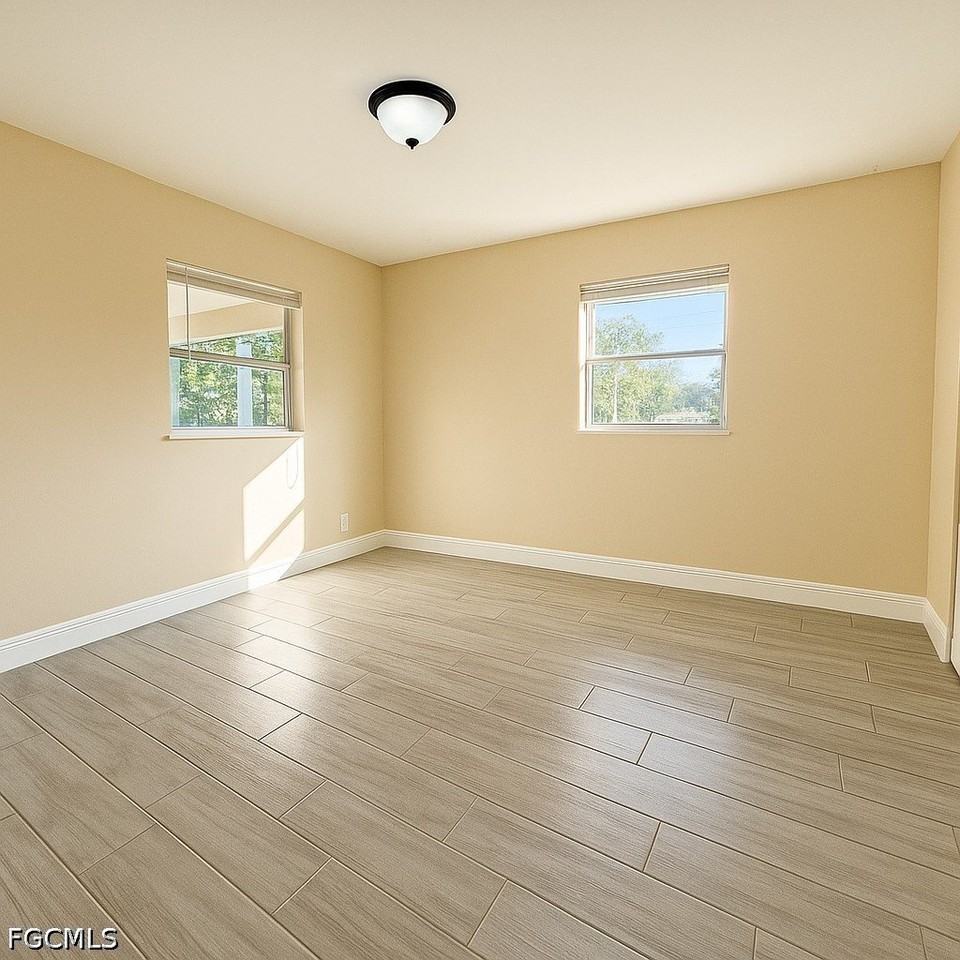 5453 11th Ave - Photo 7 of 12