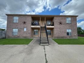 2901 Cantabrian Dr - Photo 1 of 1