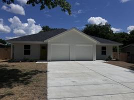 featured image of 209 Elbert Ln #A