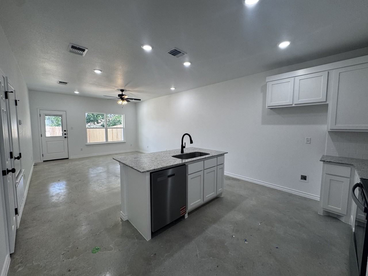 209 Elbert Ln #A - Photo 2 of 31