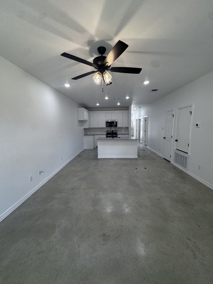 209 Elbert Ln #A - Photo 6 of 31