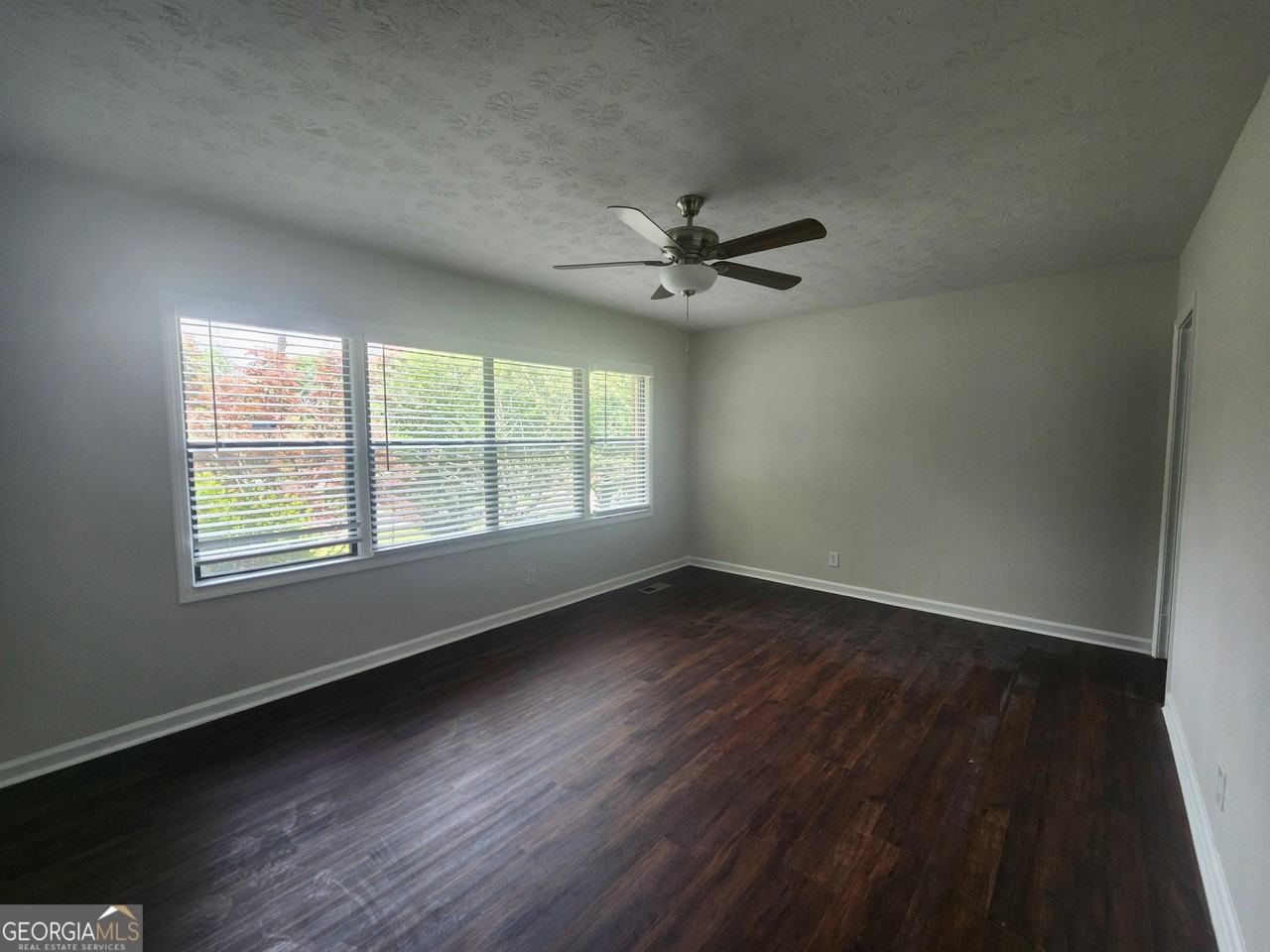 4313 Sims St - Photo 7 of 24