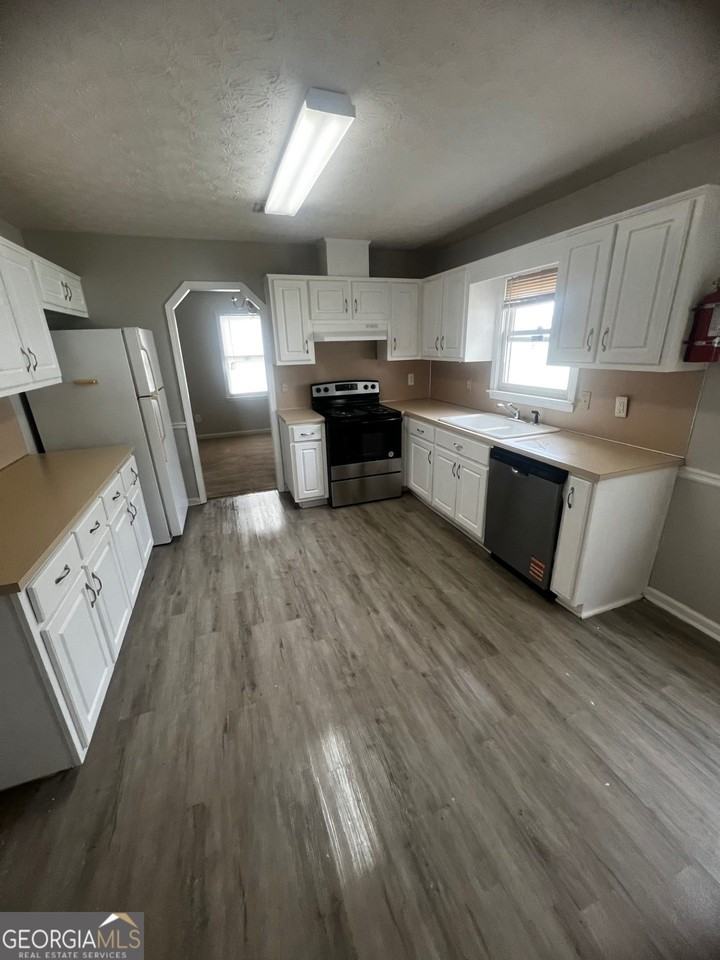5009 Mint Dr - Photo 7 of 18