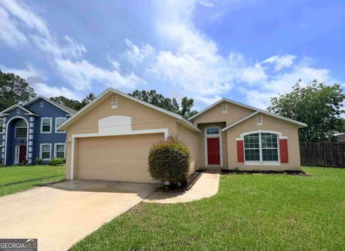 94 Pine Bluff Blvd E - Photo 2 of 36