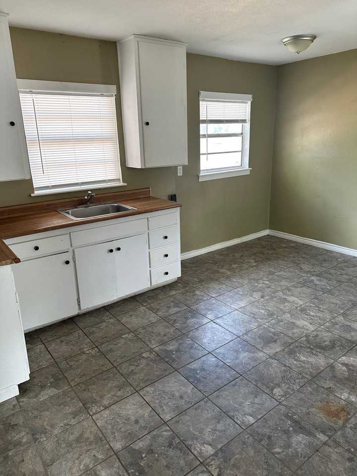 1515 Orange St #1 - Photo 2 of 6