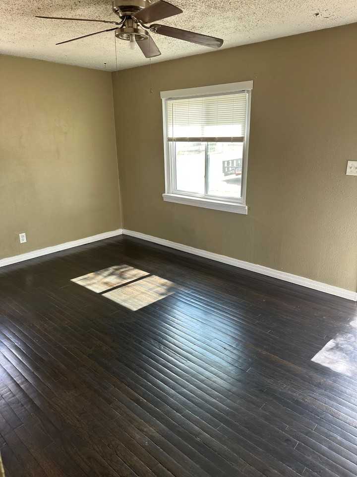 1515 Orange St #1 - Photo 3 of 6