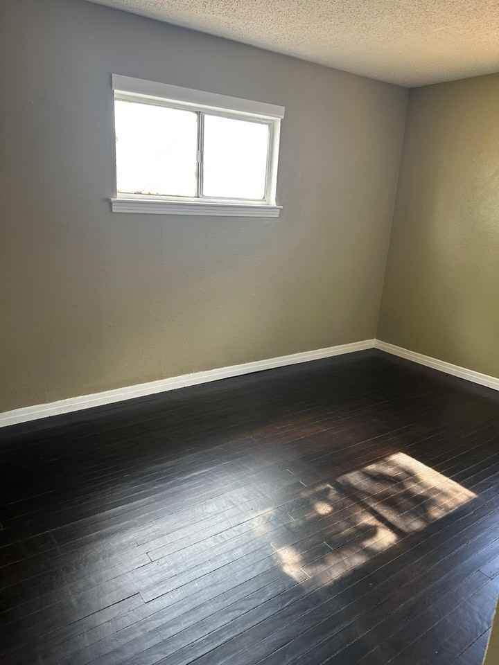 1515 Orange St #1 - Photo 5 of 6