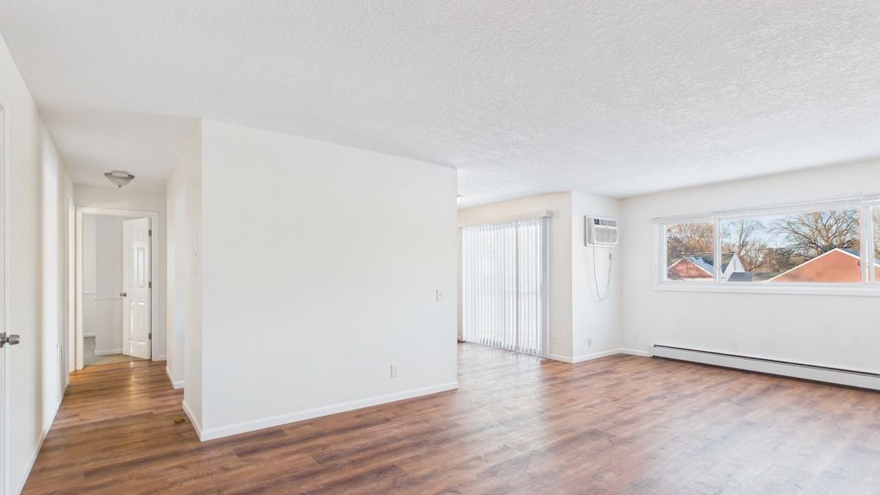 34 Grand Apartments - Photo 2 of 21