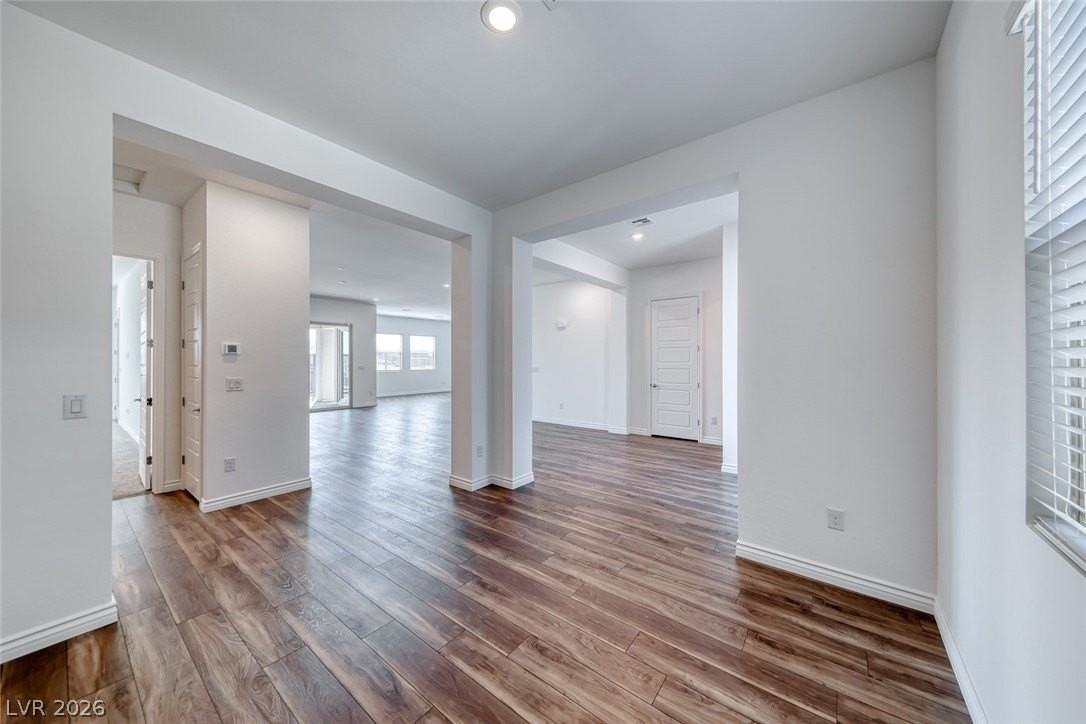 968 Woodburn Ln - Photo 5 of 42