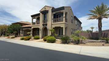 featured image of 2316 Martinique Ave