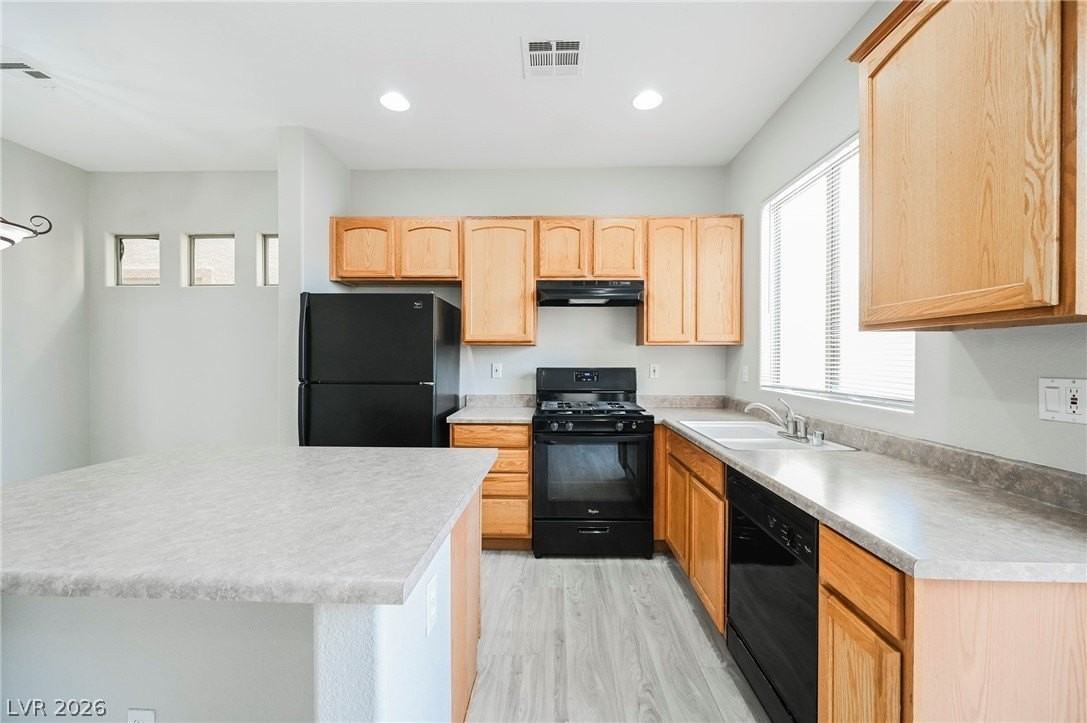 8212 Strawberry Spring St - Photo 4 of 30