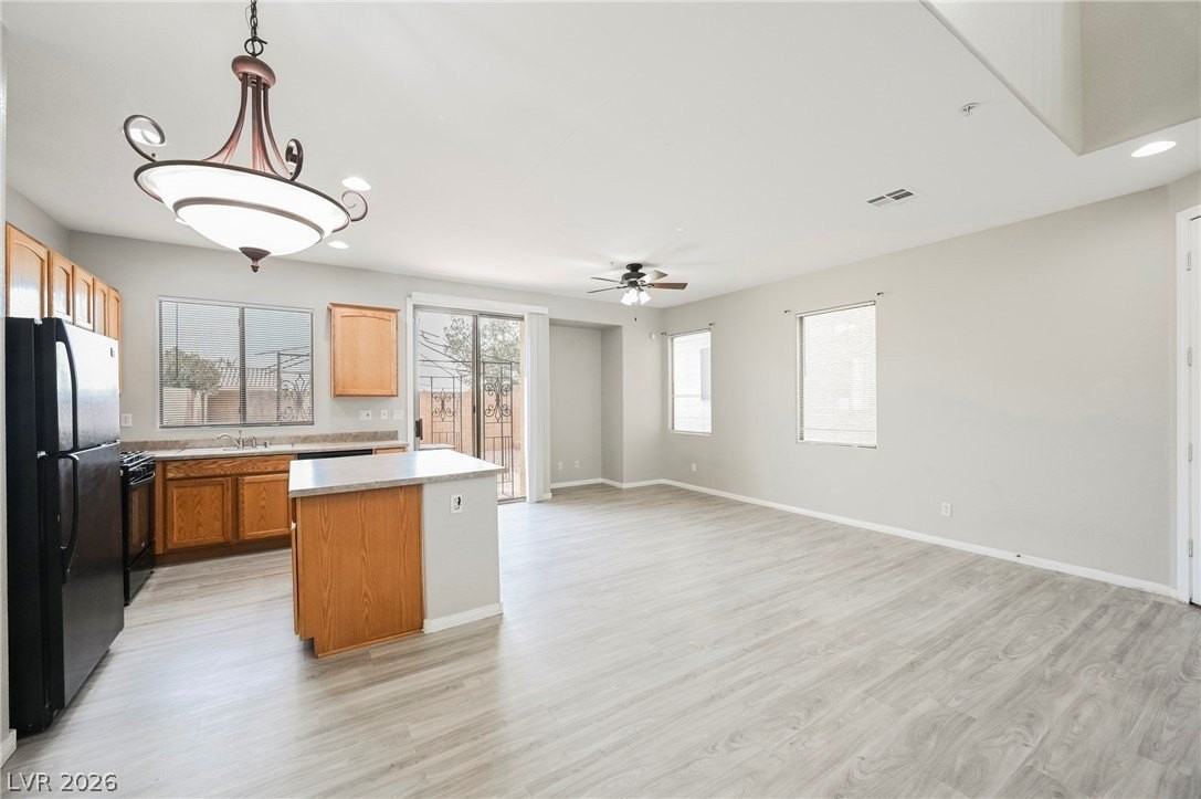 8212 Strawberry Spring St - Photo 6 of 30