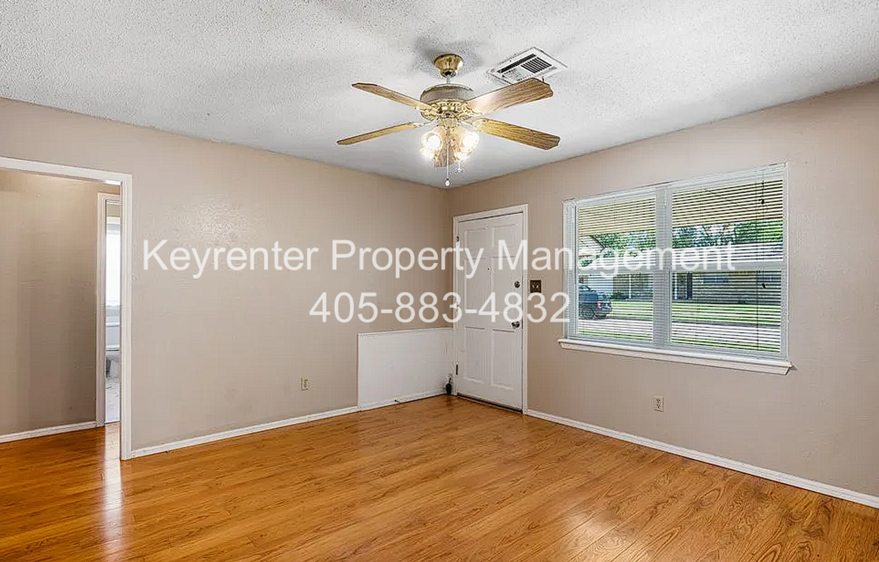 128 Mount Vernon Dr - Photo 4 of 14