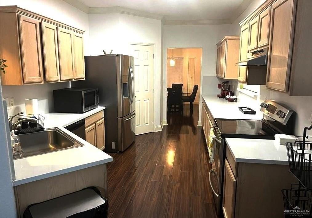 3405 San Roman St - Photo 4 of 13