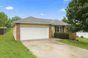 featured image of 1215 S 14th Ave