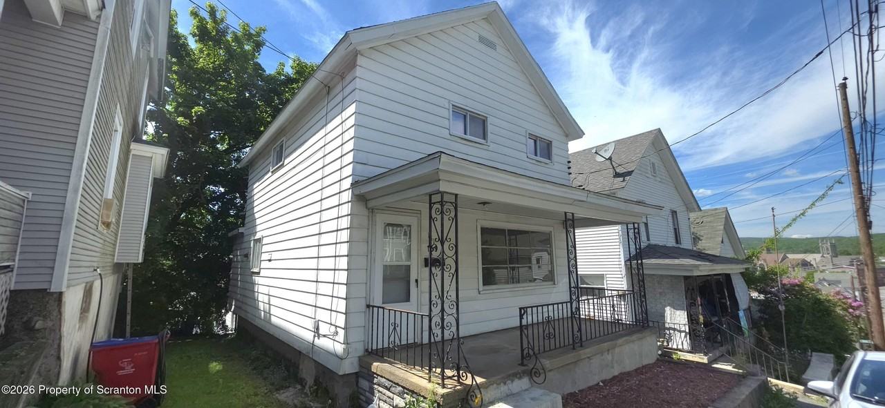 151 Wyoming St - Photo 2 of 19