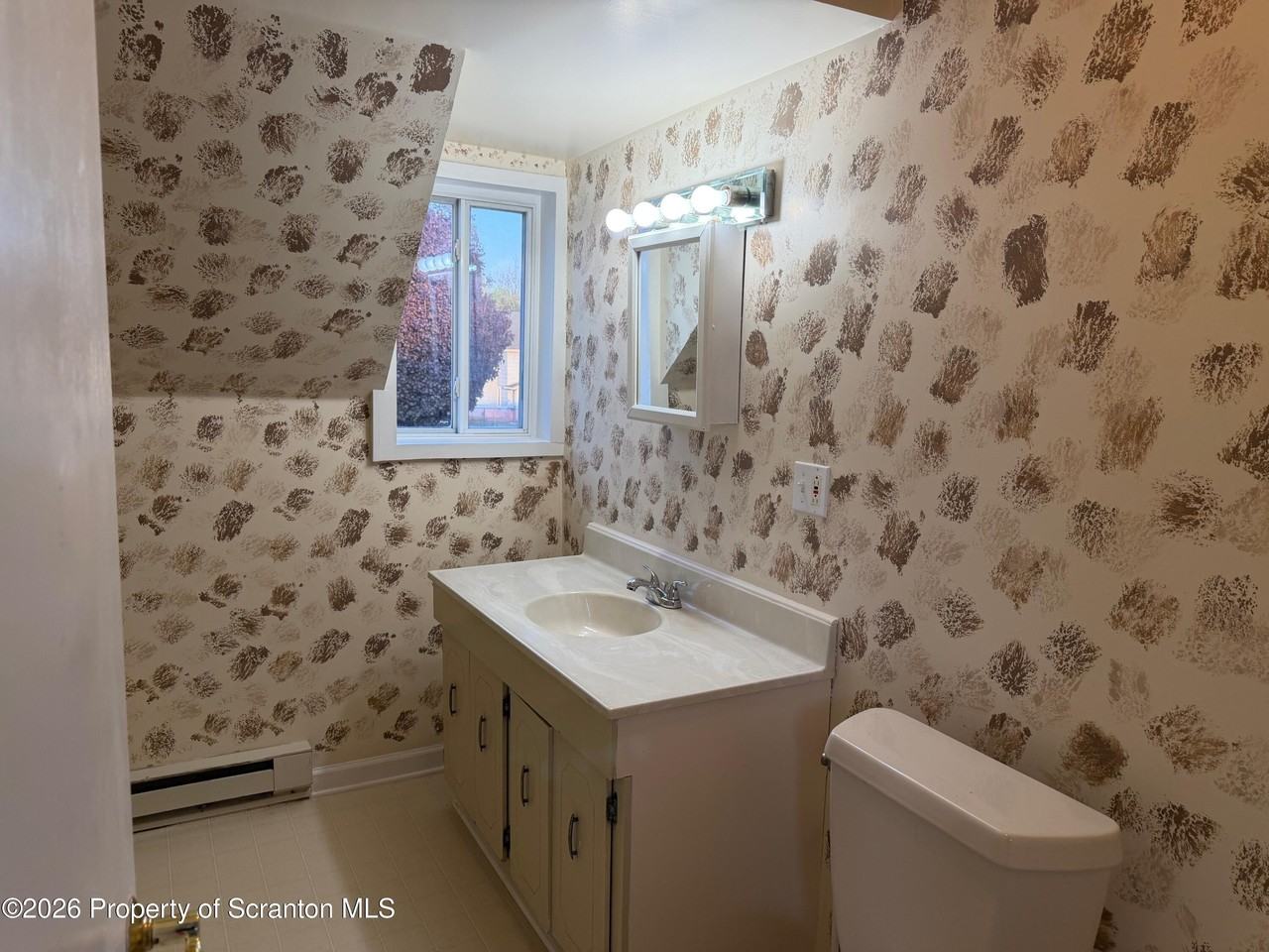 197 Rear Broad Street #2ndFL - Photo 7 of 13