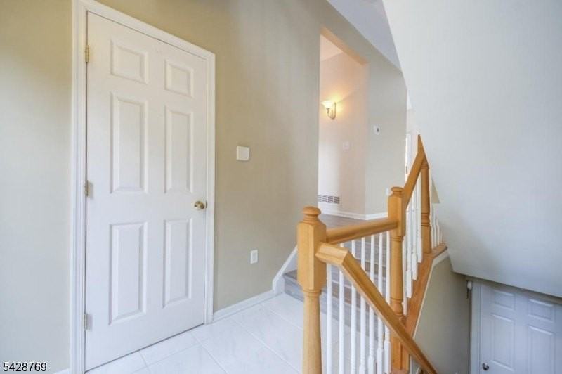 60 Brock Ln - Photo 4 of 26