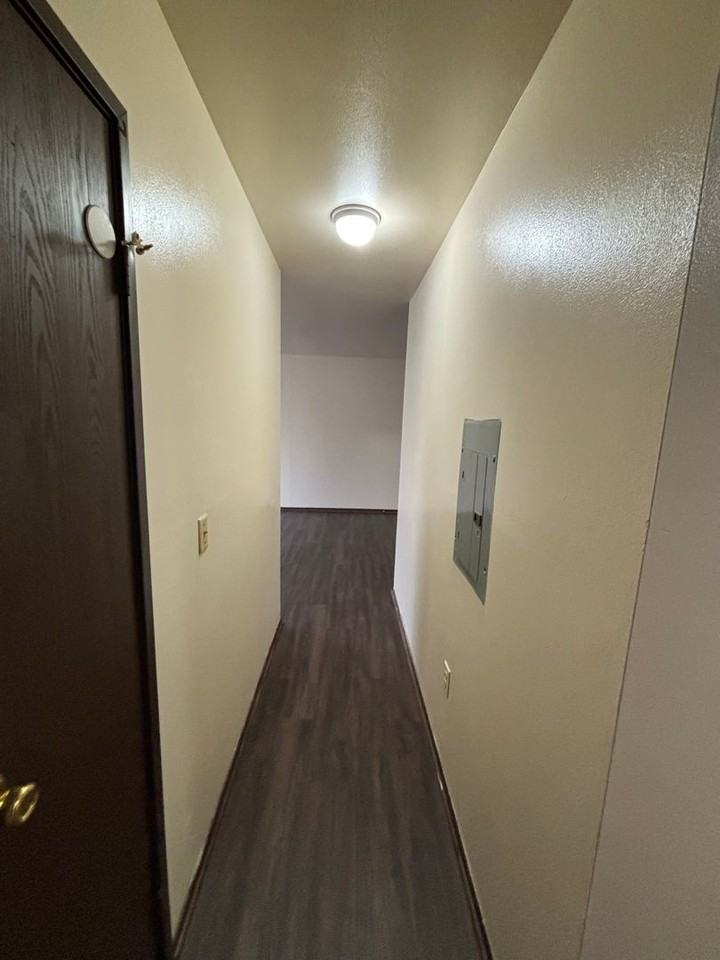 7501 W. Green Tree Rd. - Photo 6 of 14