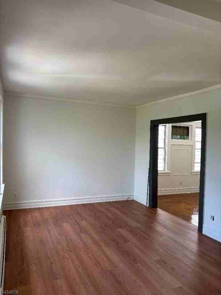 192 N 17th St #2 - Photo 3 of 15