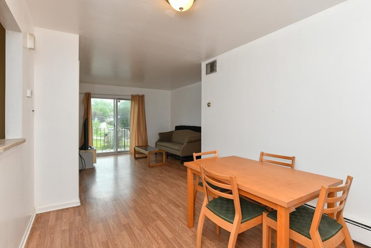 207 Manhattan Ave #2 - Photo 4 of 24