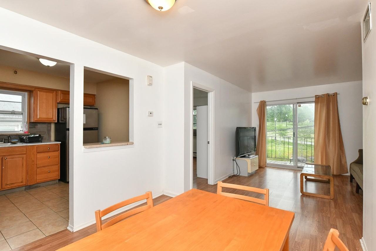 207 Manhattan Ave #2 - Photo 5 of 24