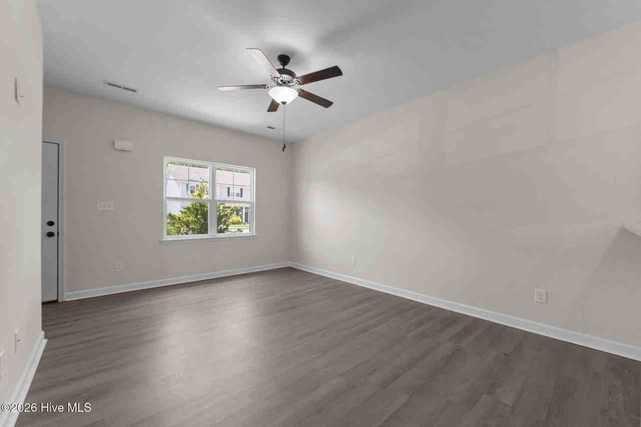 602 Justice Farm Dr - Photo 4 of 23