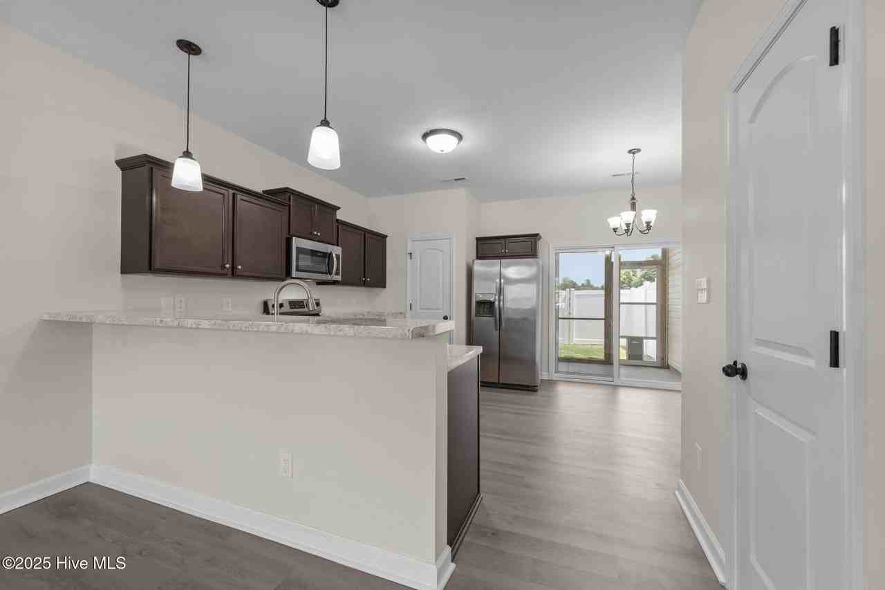 602 Justice Farm Dr - Photo 5 of 23