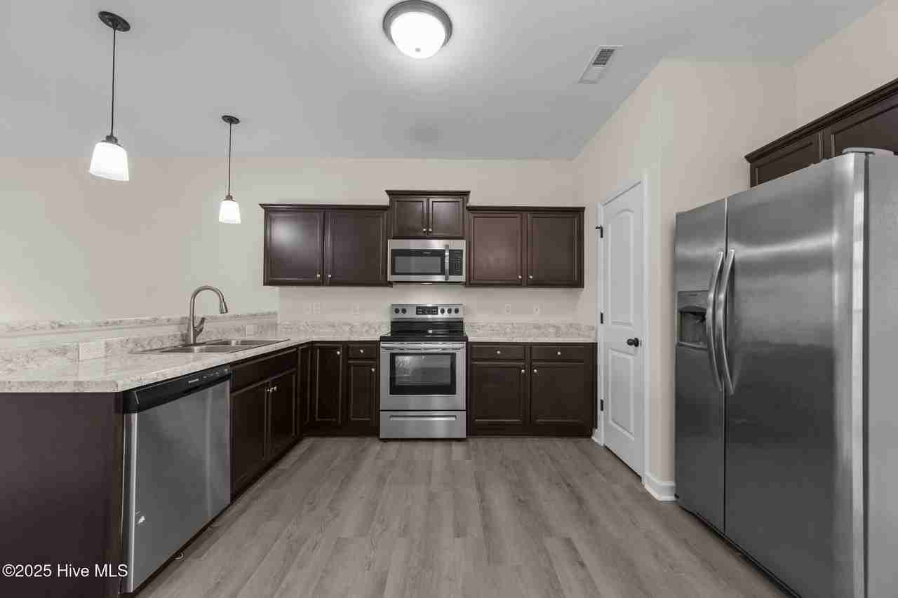 602 Justice Farm Dr - Photo 7 of 23