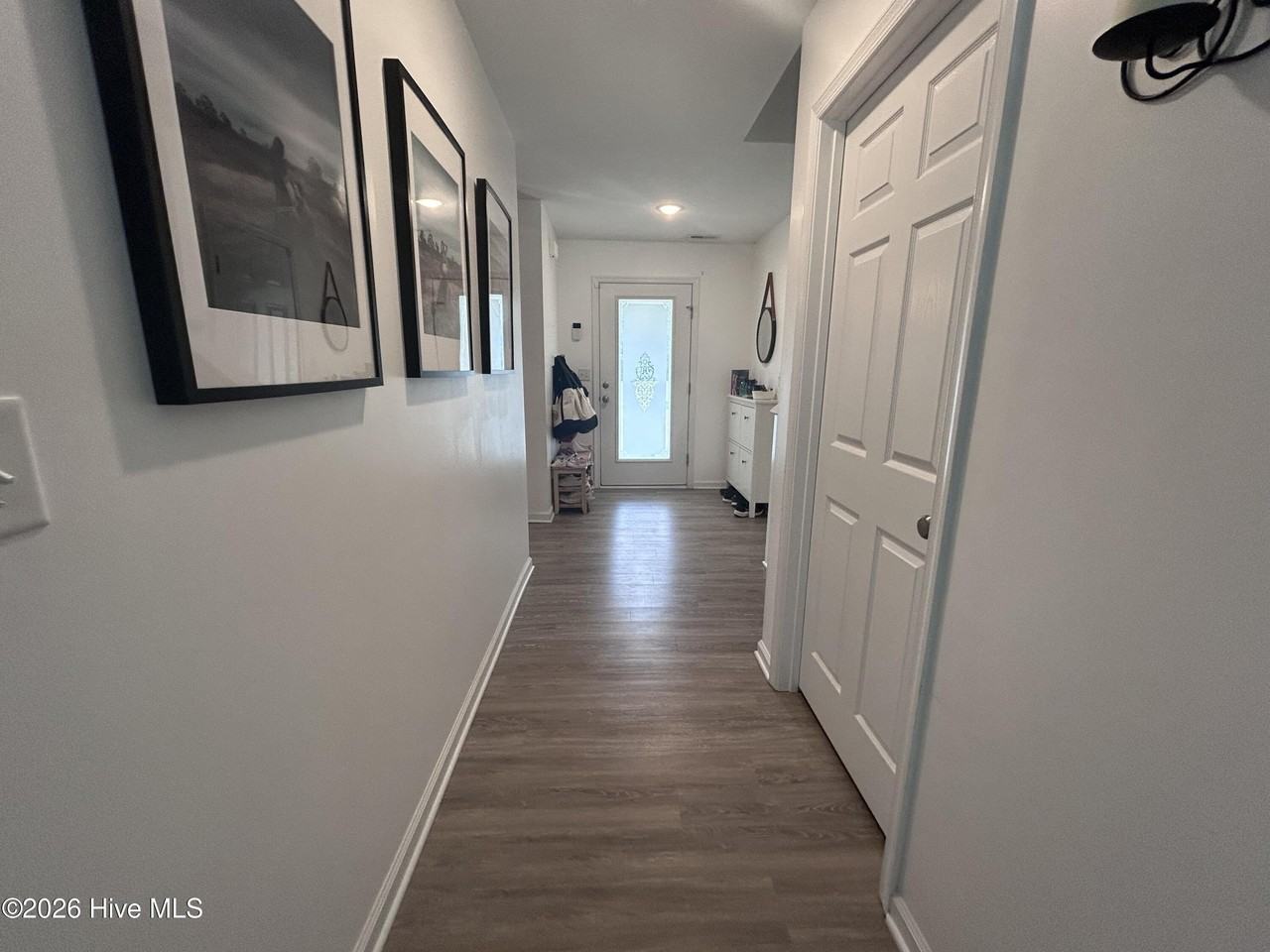 308 Prince William Dr - Photo 3 of 20