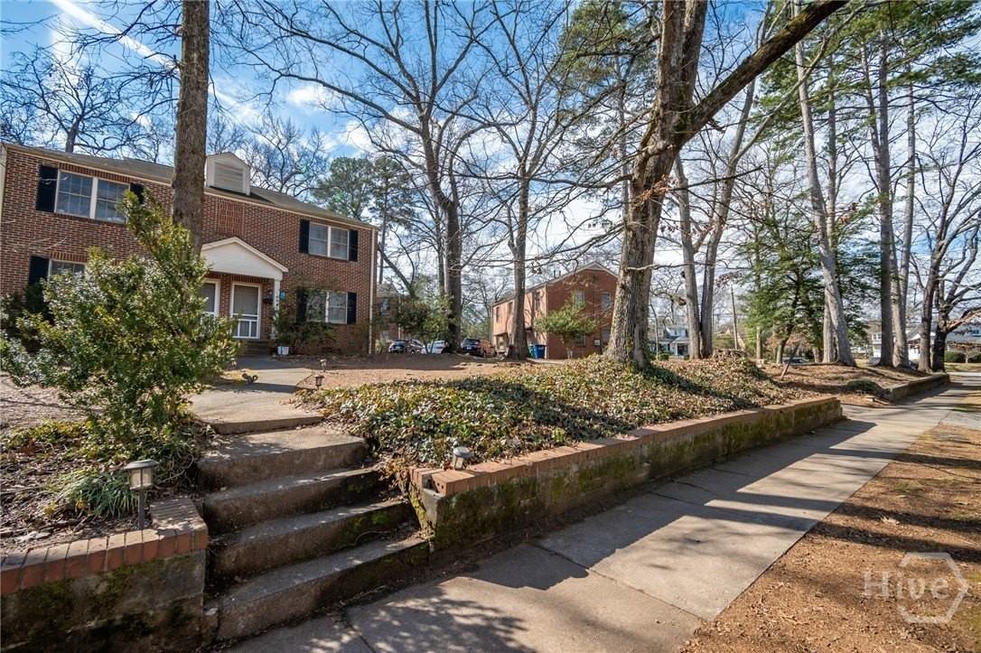 1439 S Milledge Ave - Photo 2 of 9