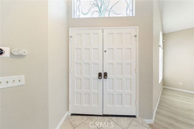 23205 Azela Cir - Photo 3 of 8
